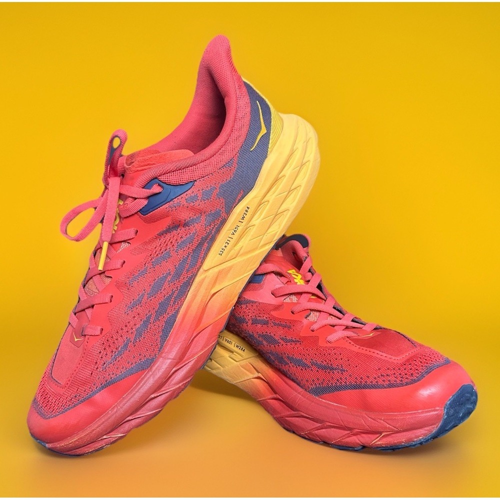 HOKA Shoes Mens Size 11D Red Orange Speedgoat 5 Vibram MegaGrip Trail Running
